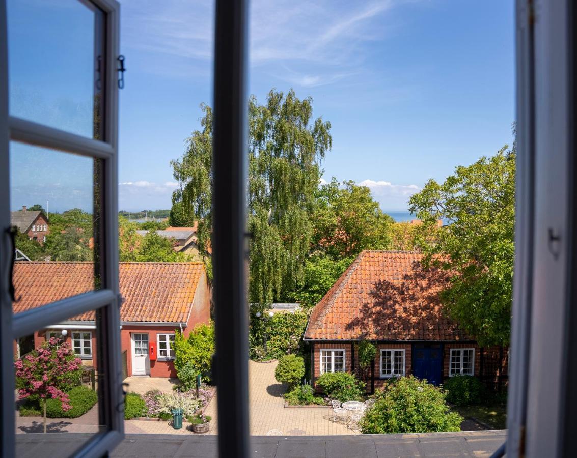 Hotel Aerohus Ærøskøbing Kültér fotó